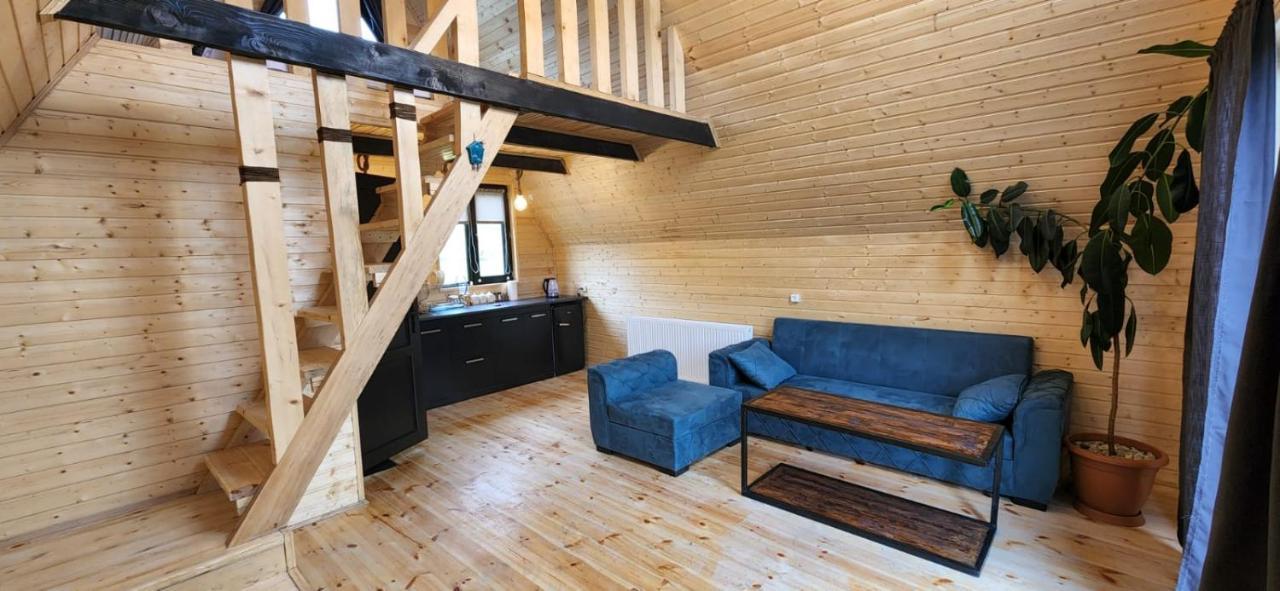 Kazbegi Compass Apartment Luaran gambar