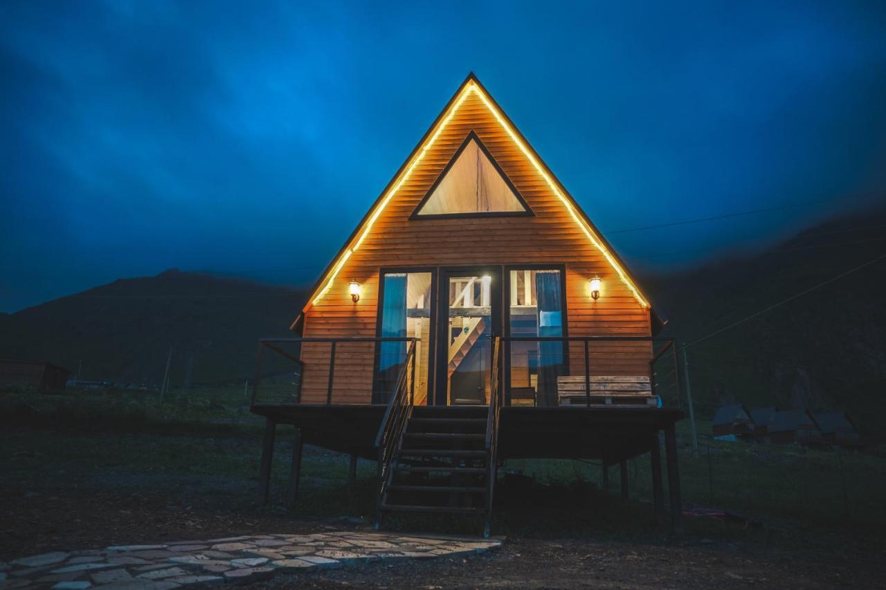 Kazbegi Compass Apartment Luaran gambar