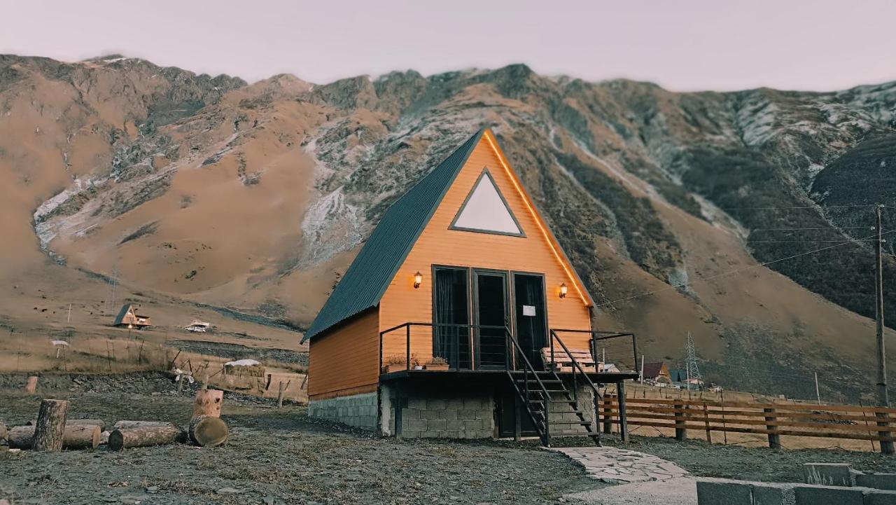 Kazbegi Compass Apartment Luaran gambar