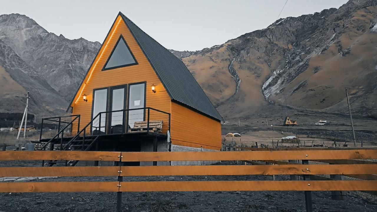 Kazbegi Compass Apartment Luaran gambar